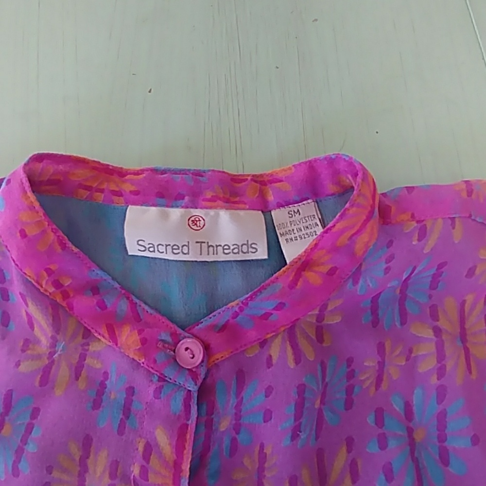 Button down blouse - Picture 4 of 5